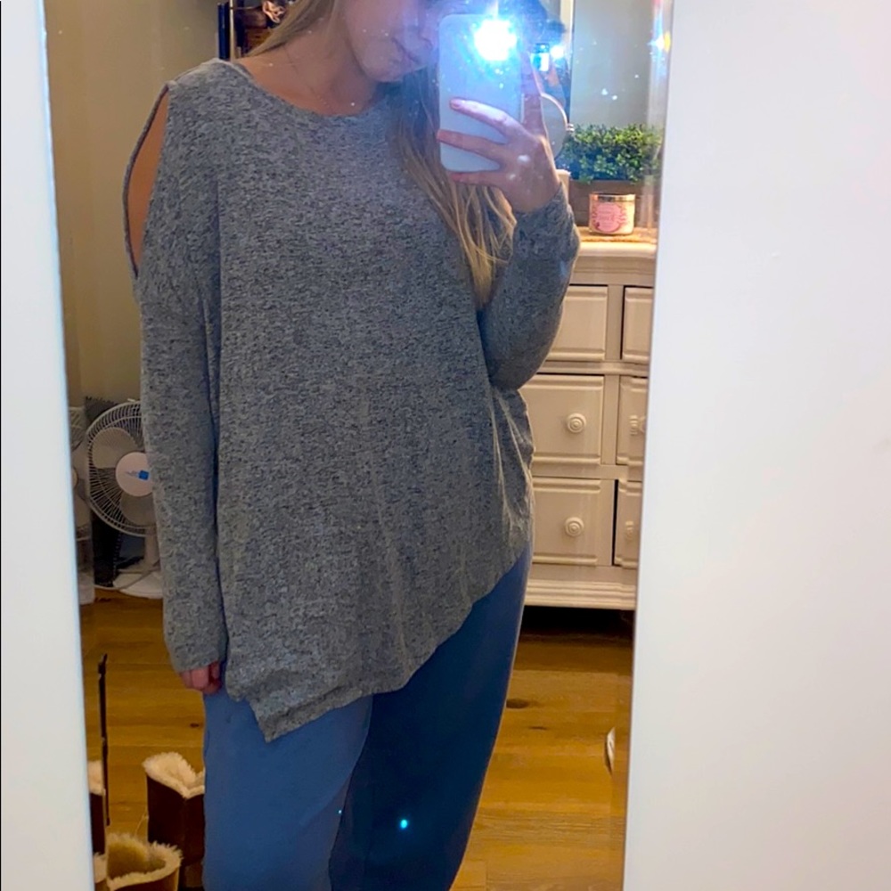 Grey long sleeve with open shoulders